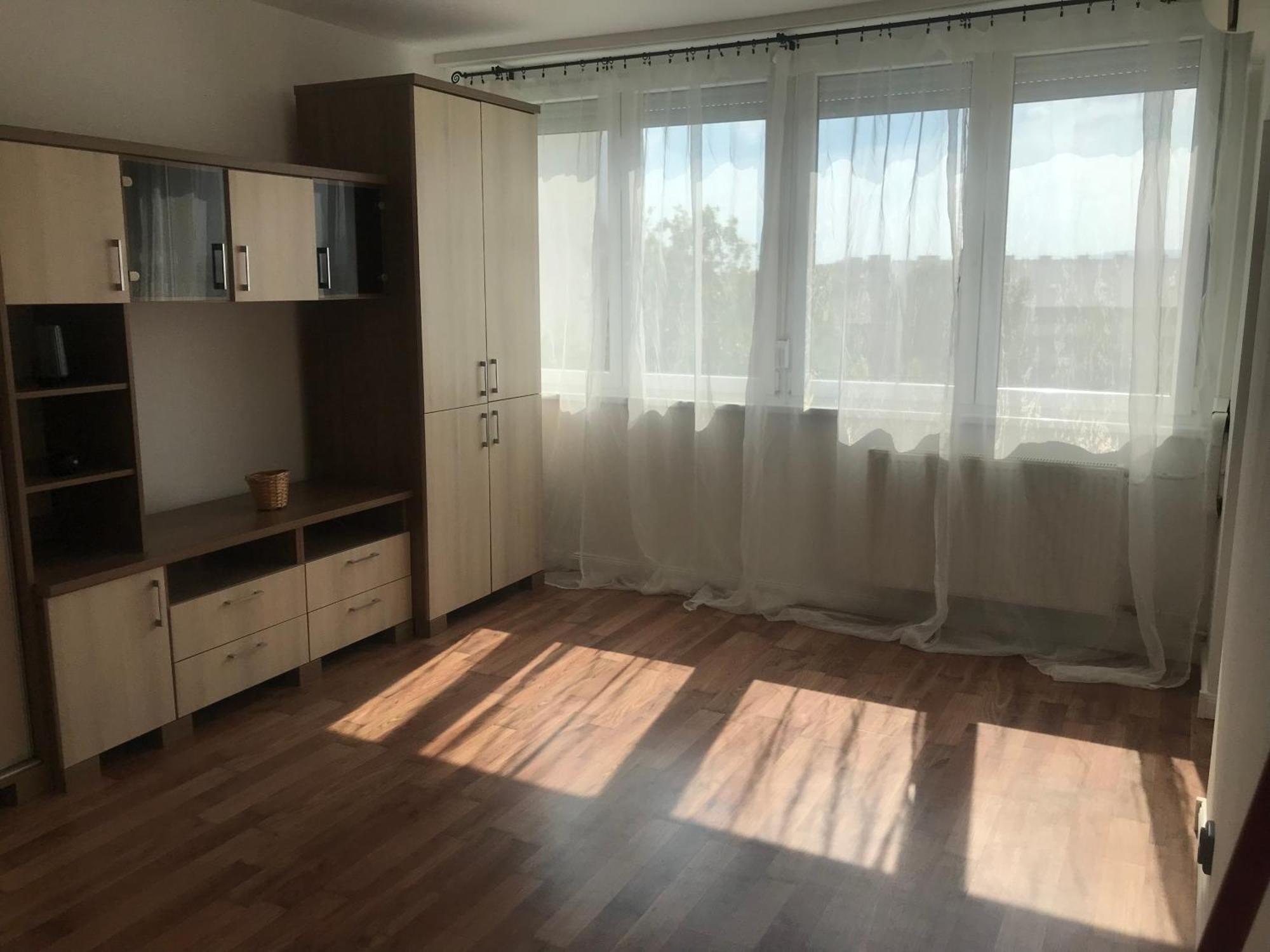 Pillango Parki Kis Lakas 15 Percre A Belvarostol Budapest Extérieur photo