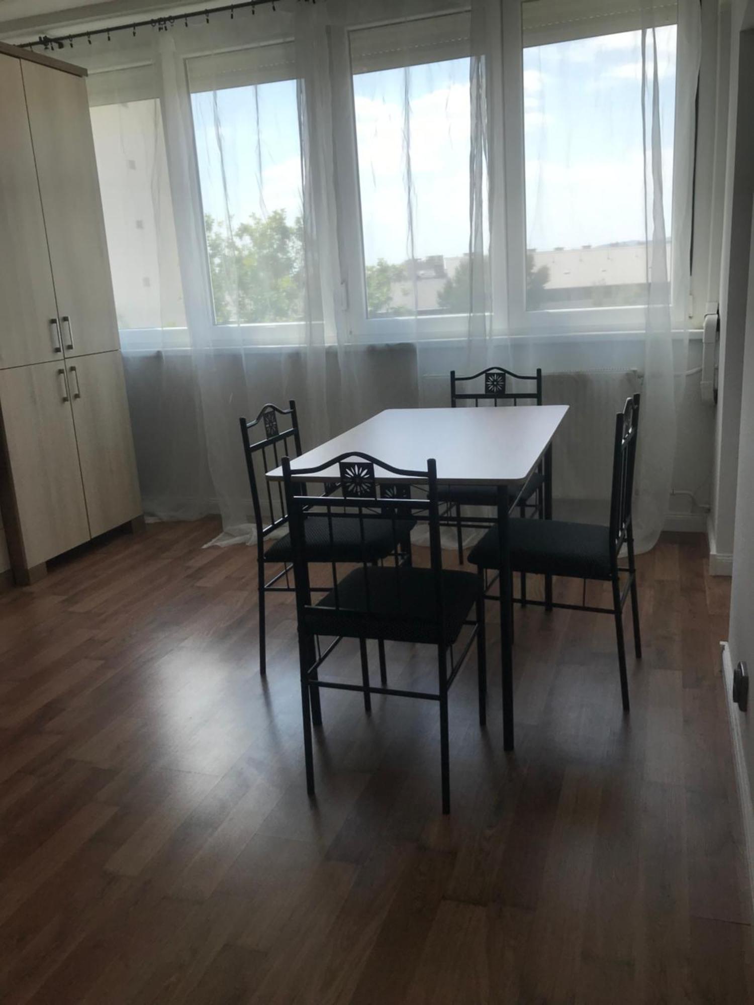 Pillango Parki Kis Lakas 15 Percre A Belvarostol Budapest Extérieur photo