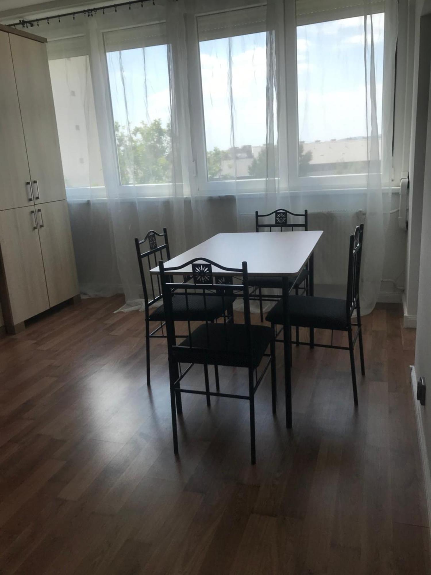 Pillango Parki Kis Lakas 15 Percre A Belvarostol Budapest Extérieur photo